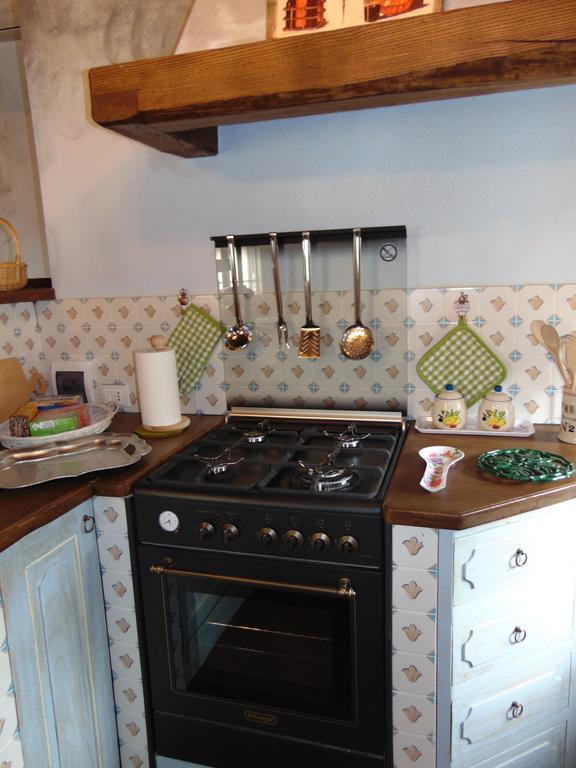 Domus Ghibellinae- Fonte Di San Benedetto Apartment กอร์โตนา ห้อง รูปภาพ