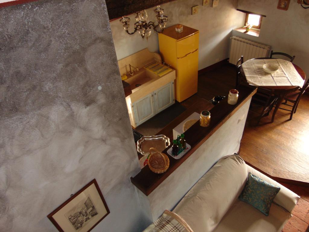 Domus Ghibellinae- Fonte Di San Benedetto Apartment กอร์โตนา ห้อง รูปภาพ