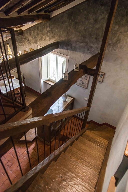 Domus Ghibellinae- Fonte Di San Benedetto Apartment กอร์โตนา ภายนอก รูปภาพ
