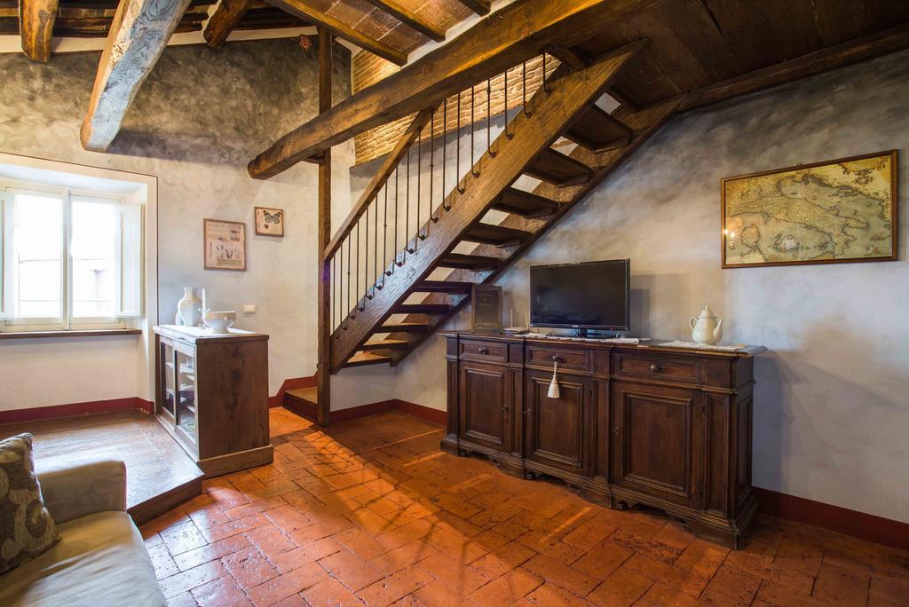 Domus Ghibellinae- Fonte Di San Benedetto Apartment กอร์โตนา ภายนอก รูปภาพ