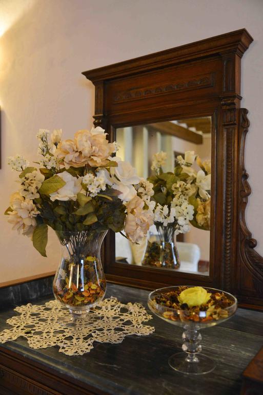 Domus Ghibellinae- Fonte Di San Benedetto Apartment กอร์โตนา ภายนอก รูปภาพ
